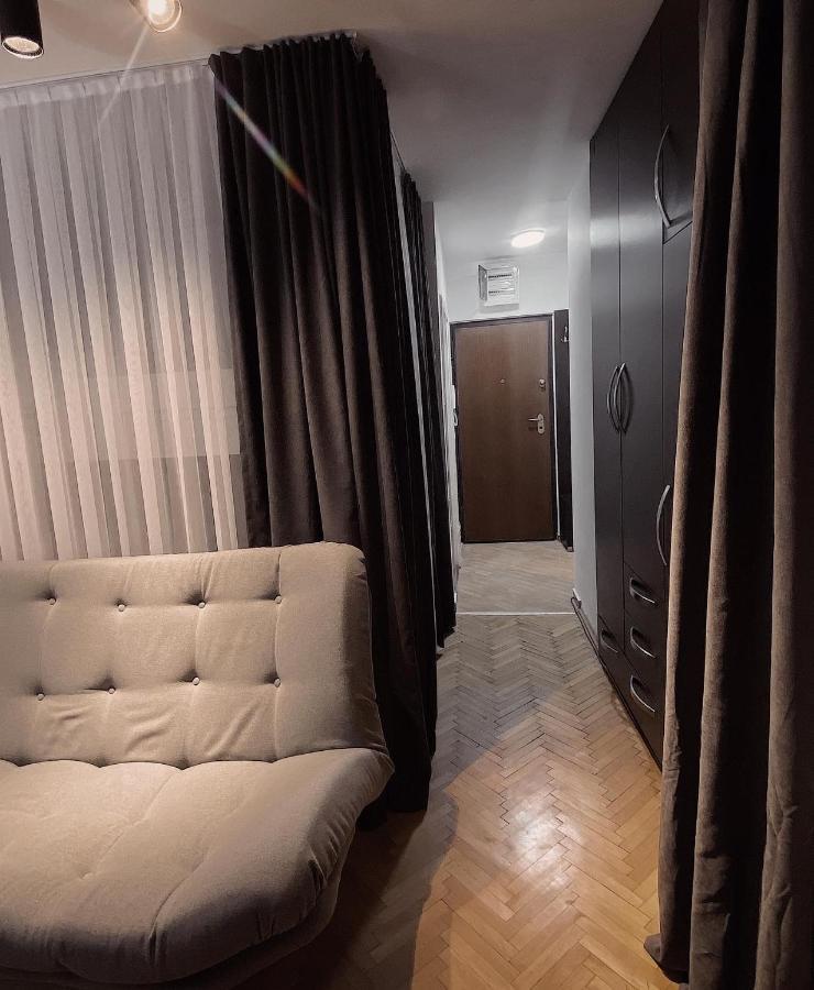 Diamond Apartment Prishtina 2 プリシュティナ エクステリア 写真