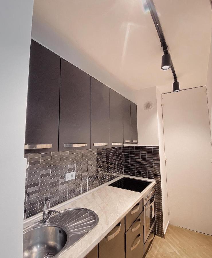 Diamond Apartment Prishtina 2 プリシュティナ エクステリア 写真