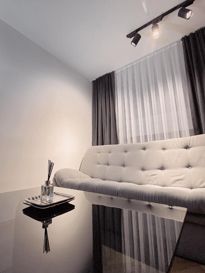 Diamond Apartment Prishtina 2 プリシュティナ エクステリア 写真